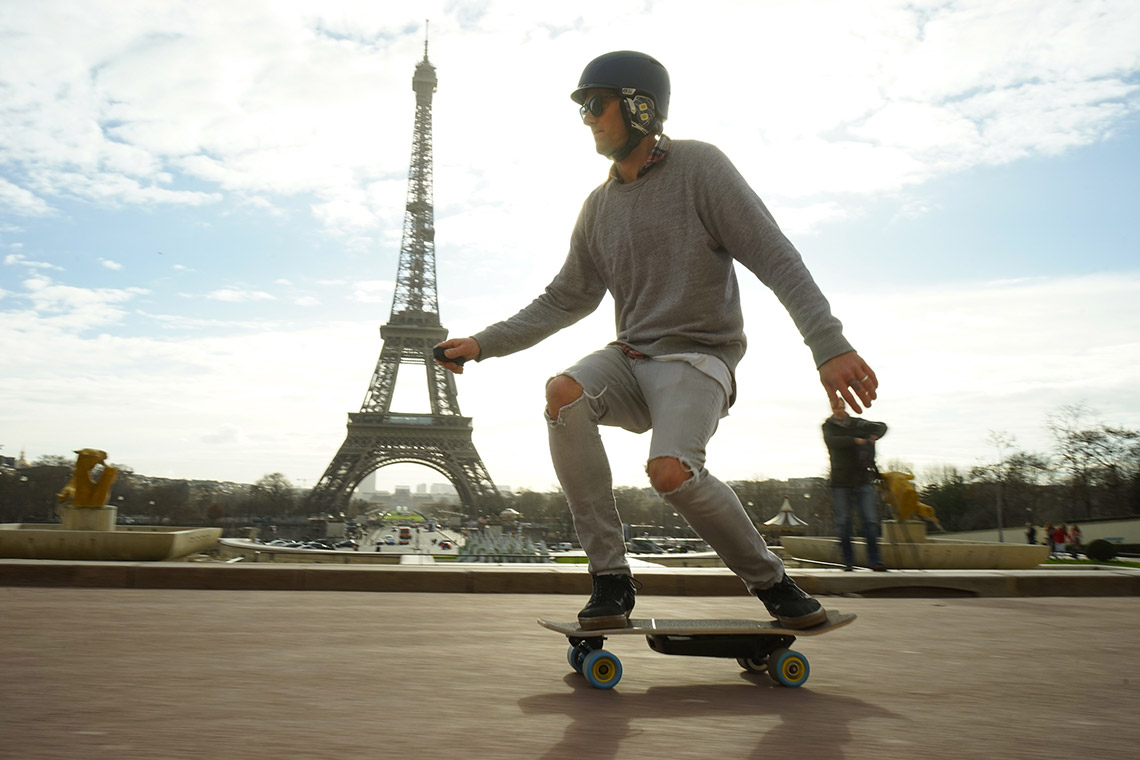 Electric Skateboarding in Paris with the 4221 Project